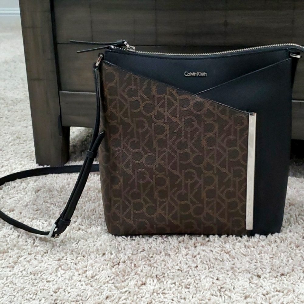 Calvin klein Mara crossbody